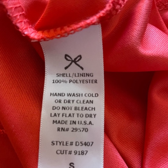 Birdseye Red fit and flare shift dress - Picture 2 of 5